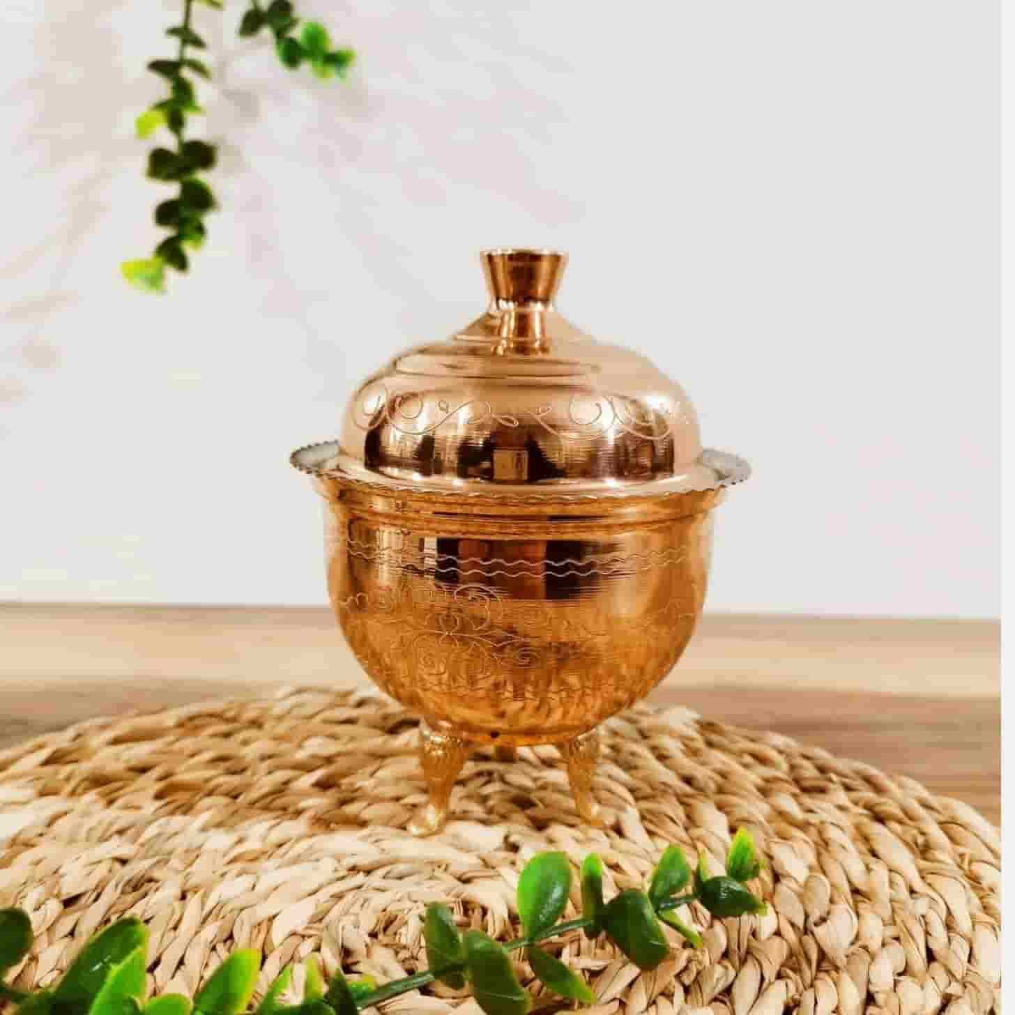 قندان مسی قدیمی با چهره کهن و جذابیت کلکسیونی